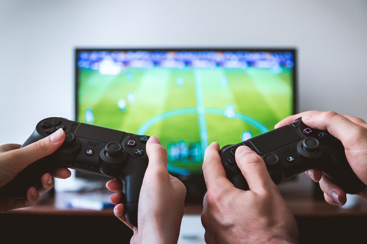 TV Ünitelerinde Oyuncu Dostu Tasarımlar Oyun Konsolları ve Aksesuarlar İçin Uygunluk